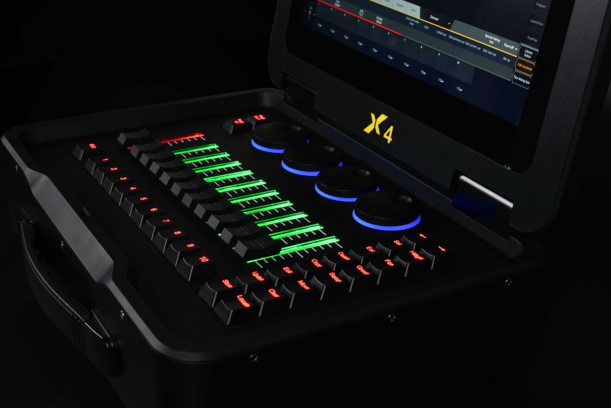 X4 4